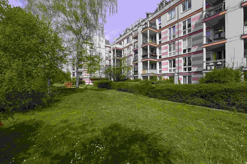 Große 2-Zimmer-Wohnung mit Balkon! — photo 1